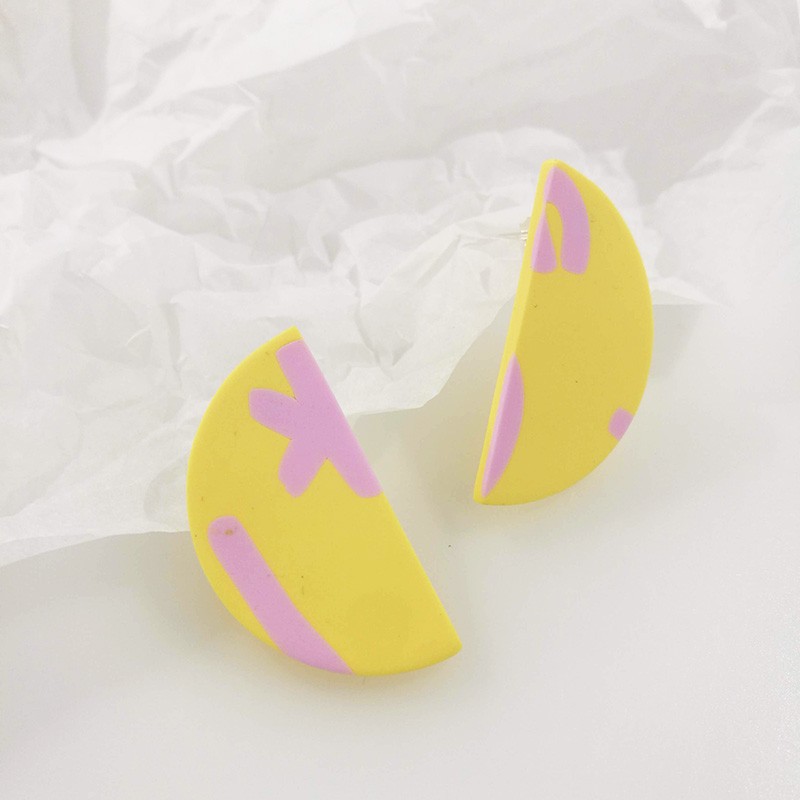 Honeyandmilk - Boucles d'oreilles POP! demi lune